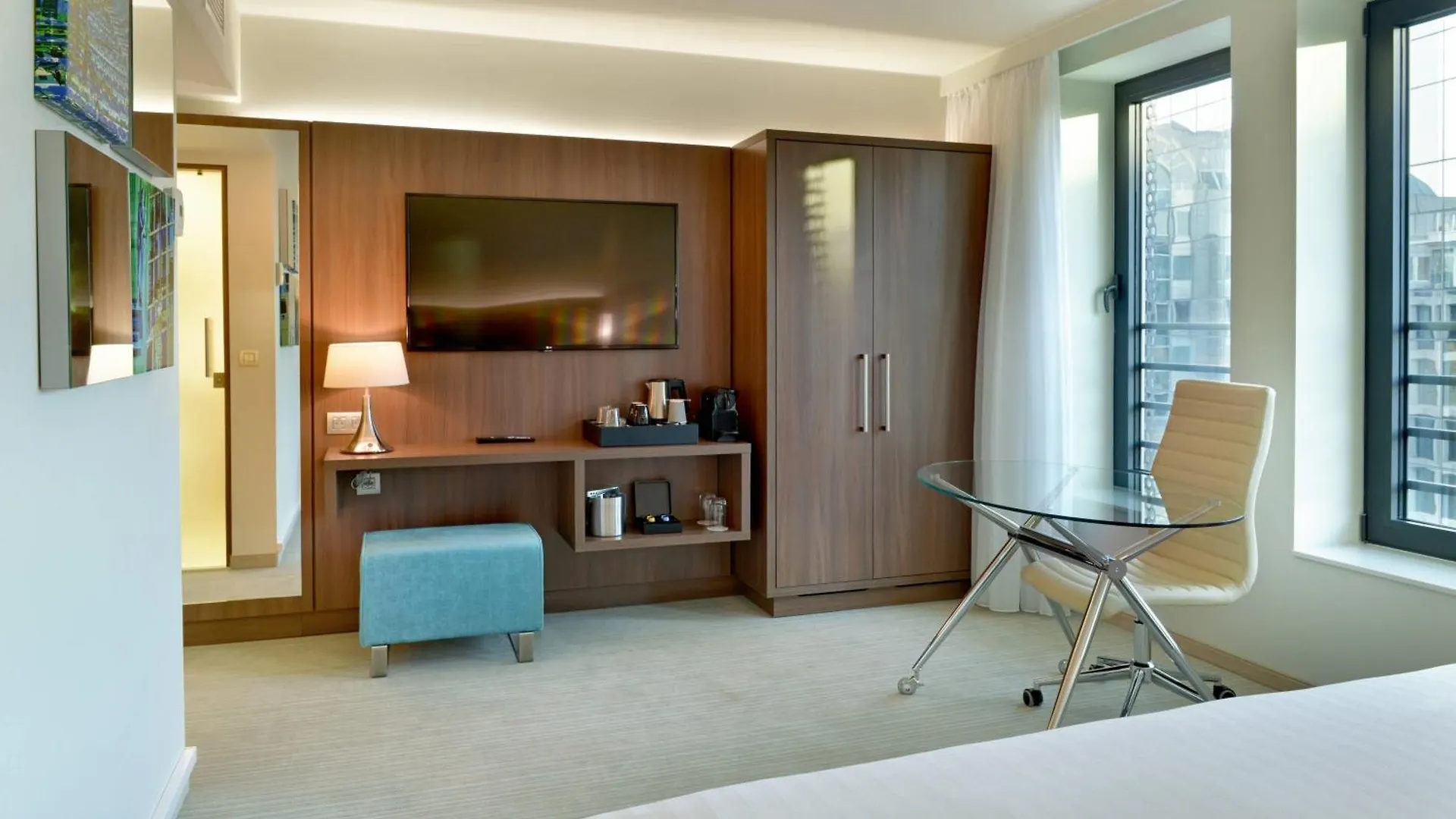 Courtyard By Marriott Brussels Eu Hotel